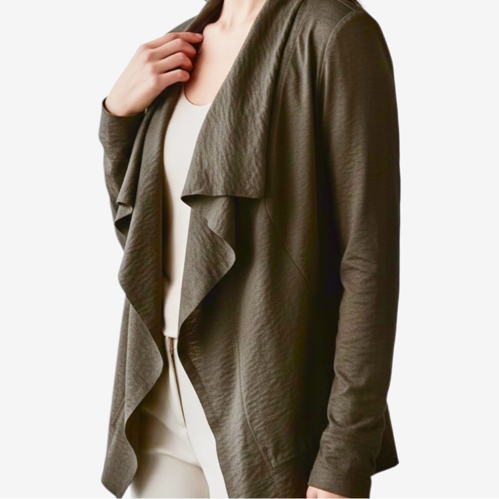 Vera Wang Open Front Short Flowy Boxy Kimono Jacket Layer Piece Silky Taupe
